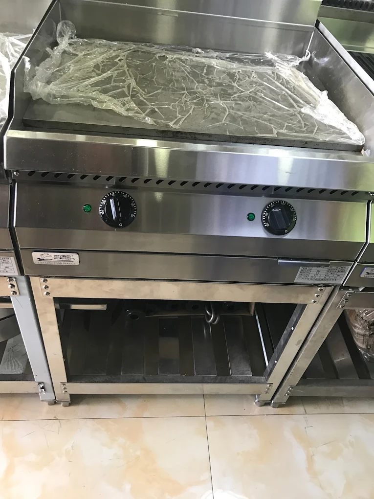 جريل مقاس 90*70  اربعه شعله ليزر اشعال ذاتى 